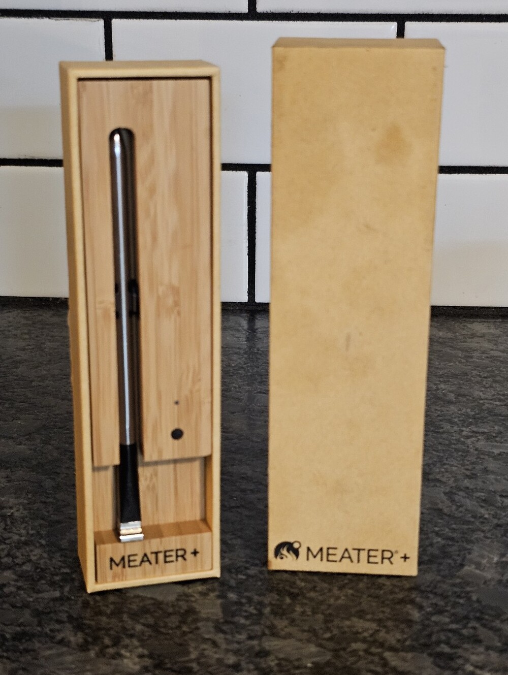 Wireless Smart Meat Thermometer in Black with Bamboo Charging Dock